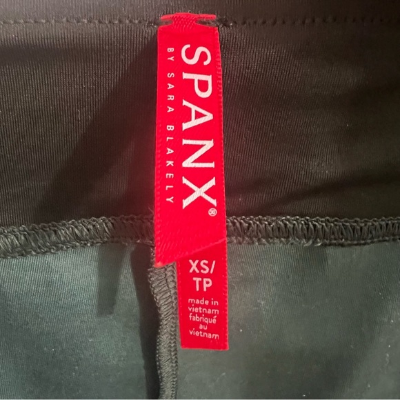 Spanx Faux Leather Patent Compression Liquid Gloss Leggings Green XS Baddie Punk - Picture 6 of 9
